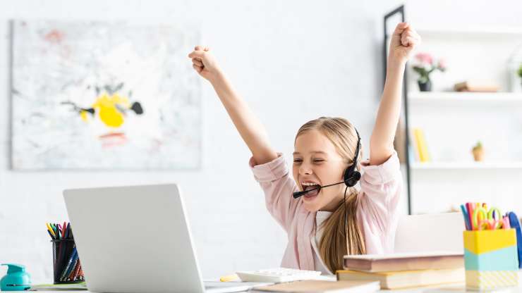 Házi feladat online